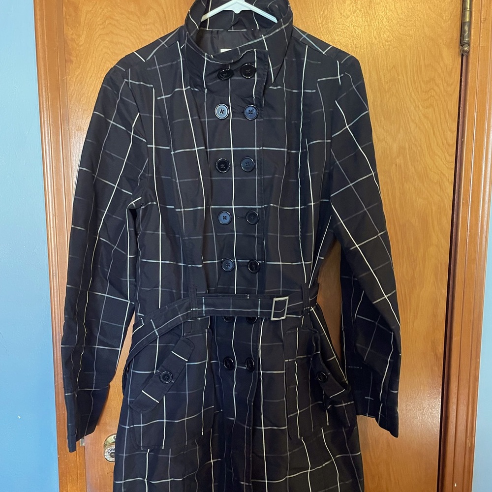 Merona Black Plaid Lightweight, Double breasted Trench Coat